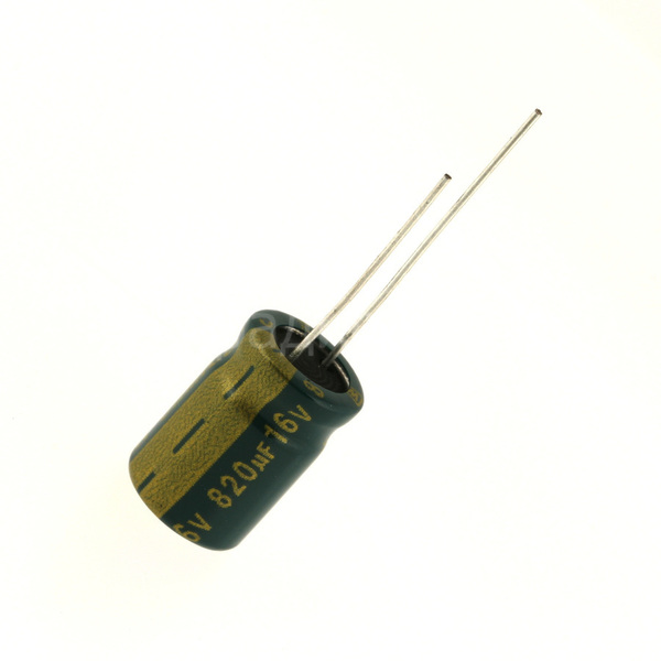 Конденсатор электролитический 820мкФ 16В 105C [10x16] 20% JAMICON WL