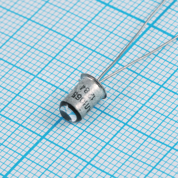 Резистор чип-SMD 0402 330 Ом 0.063Вт 1% 10 штук YAGEO